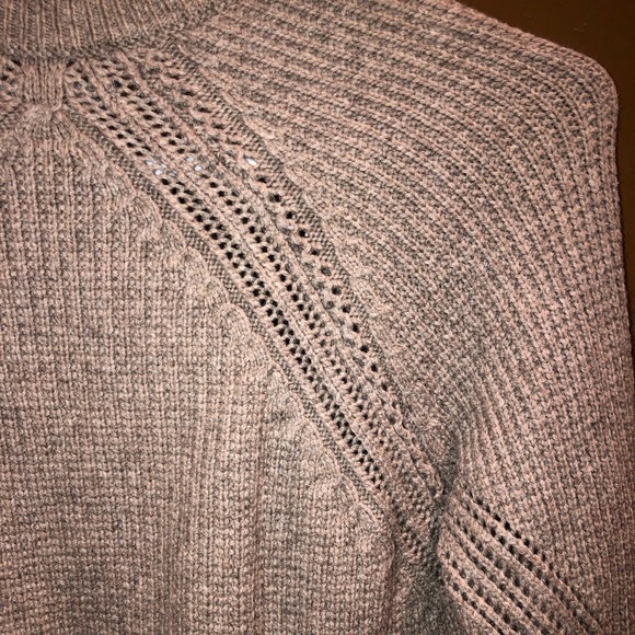 American Eagle Cardigan - Picture 2 of 5